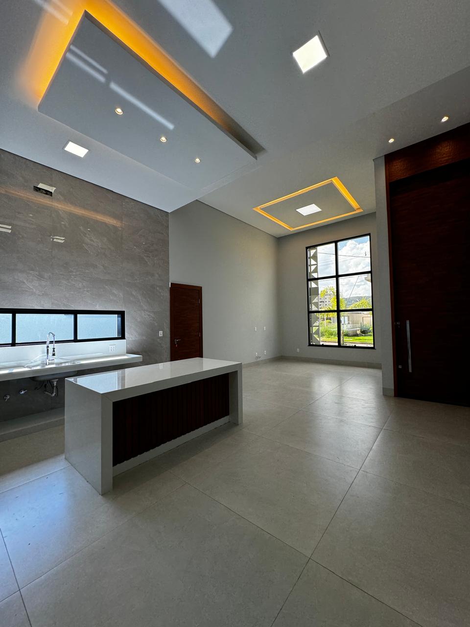 VENDO EXCELENTE CASA NO CONDOMÍNIO VEREDAS